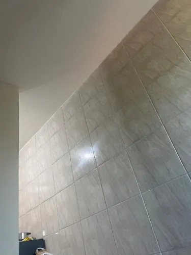 Procuro kitinete ou ap na Gloria