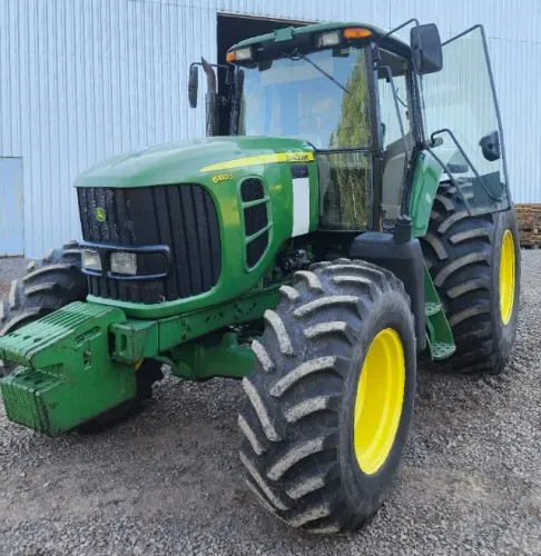 Trator John Deere 6180 ano 2016