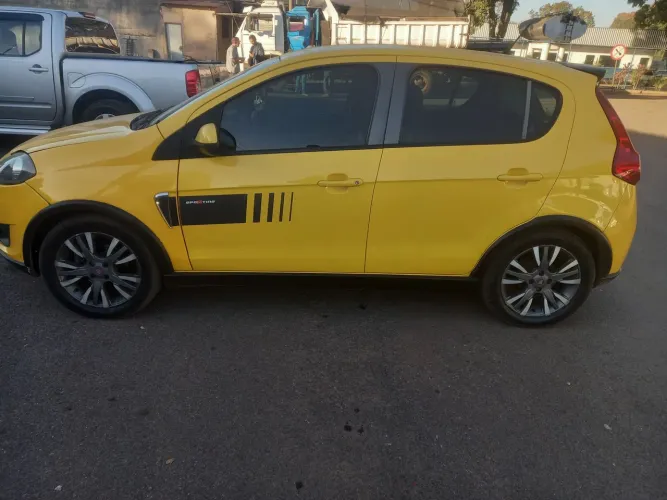 Fiat Palio Sporting 1.6 Flex 16V 5P 2013