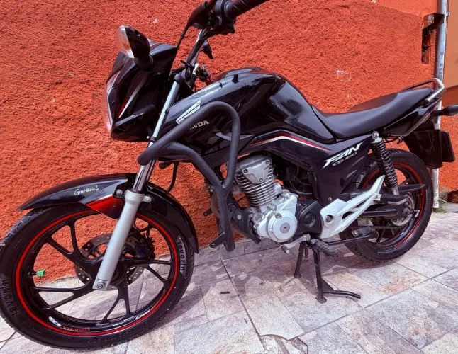 HONDA CG FAN 2024 - 18K PARA VENDER HJ!