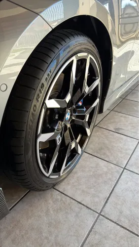 PNEUS PIRELLI PZERO BMW RUNFLAT (Apenas 5MIL KM RODADO)