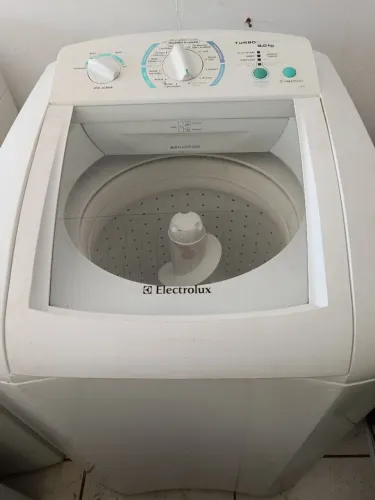 Máquina de lavar roupa Electrolux 9 kg