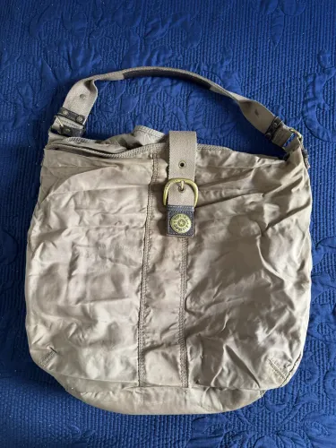 Bolsa Kipling Original Nylon Bege | Leve, Grande e Super Prática