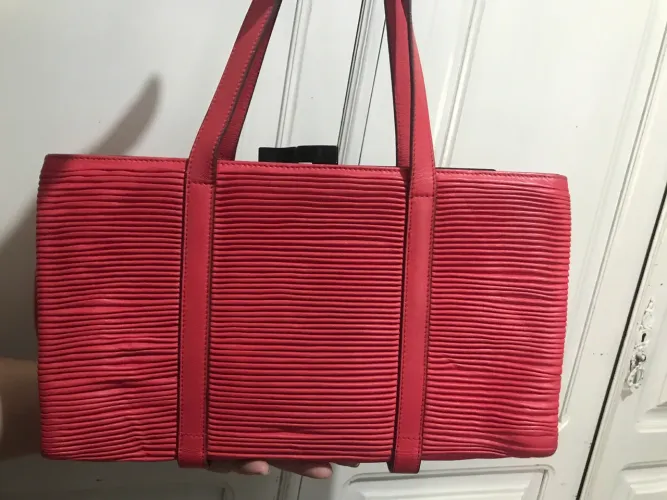 Bolsa Giorgio Armani