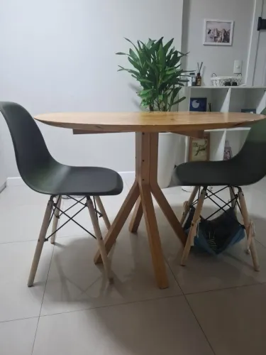 Mesa Cantina Tok&Stok | Madeira Maciça | Redonda 1m | R$ 350