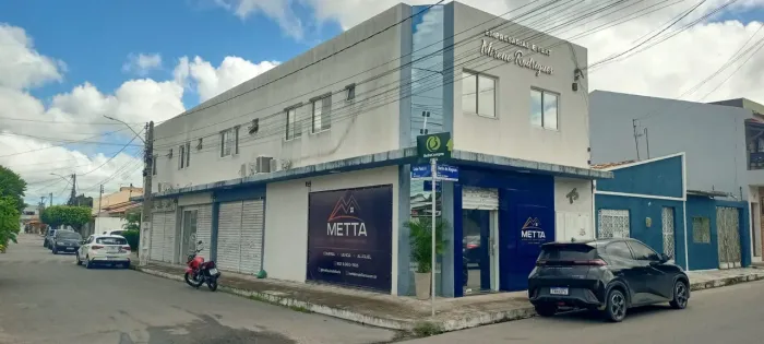 Aluga-se sala comercial em Arapiraca.