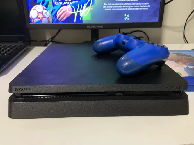 Ps4 Slim, 1TB + controle