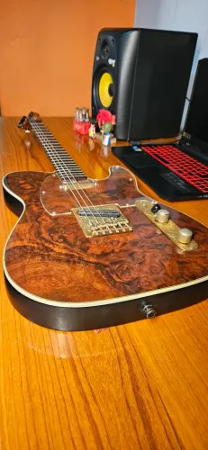 Telecaster Luthier Caps Malagoli custom RK Tarraxas Gotoh com trava ferragem Christian Bov
