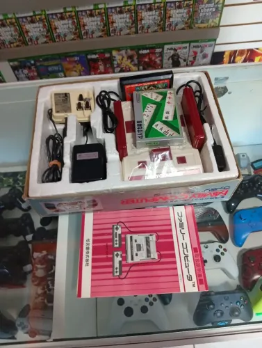 NINTENDO FAMICOM