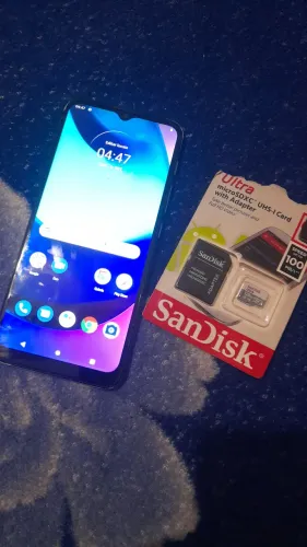Vendo moto E20 com cartão de memória 128gb