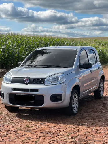 Fiat Uno Attractive 1.0 EVO Fire Flex 8V 5P 2015