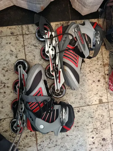 PATINS IN LINE MARCA BOOMERANG ABEC + KIT PROTEÇÃO