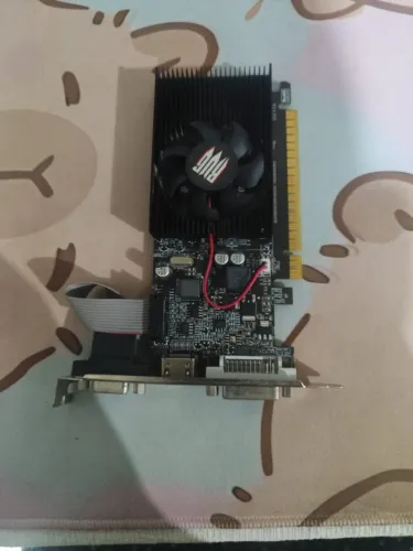 Placa de Vídeo NVIDIA GeForce GT 610 2GB DDR3 - Excelente Estado | Testada e Funcionando