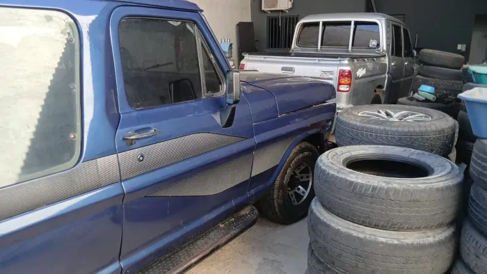 Ford F-1000 Super Diesel / Super Diesel Turbo 1984