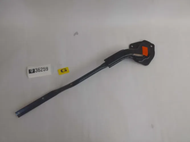 Suporte Do Paralama Dianteiro Lado Esquerdo Ford Focus 2011