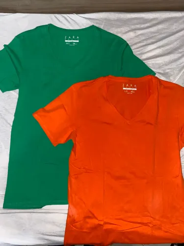 Kit 2 Camisetas básicas Zara Valor total