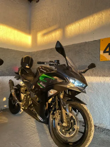 Ninja 500 capa de revista