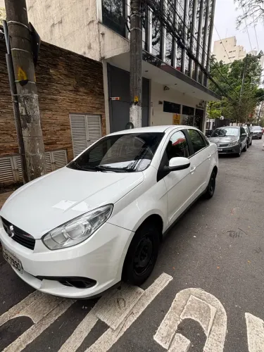Fiat Grand Siena Attrac. 1.4 EVO F.flex 8V 2016