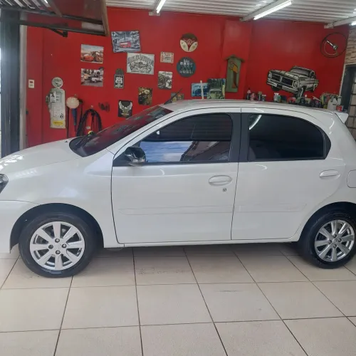 Toyota Etios X Plus 1.5 Flex 16V 5P Aut. 2020