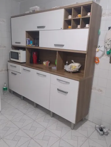 Armário de cozinha semi-novo