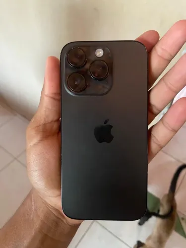 iPhone 14 todo original apenas 2 messes de uso