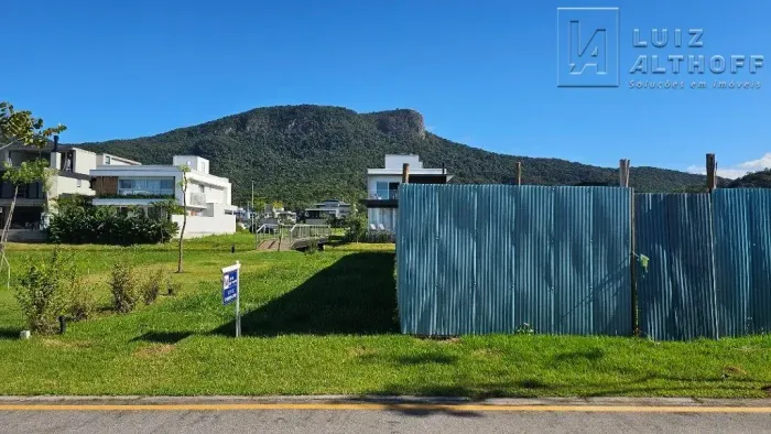 Lote fundos para lago no condomínio Reserva Da Pedra - Pedra Branca, Palhoça/SC