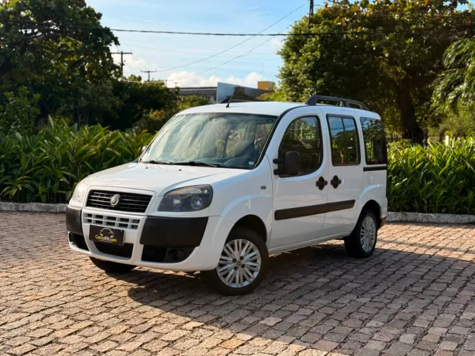 Fiat Doblo Essence 1.8 Flex 16V 5P 2021
