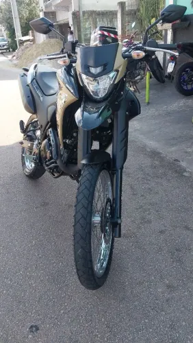 Xtz lander 250 excelente estado de conservação