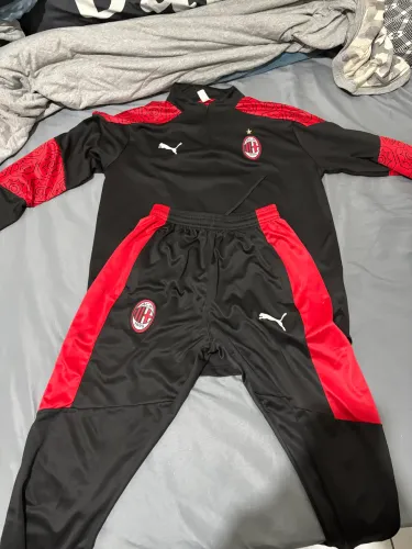 Conjunto Milan