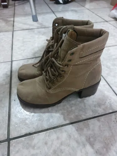 Bota Tamanho 37