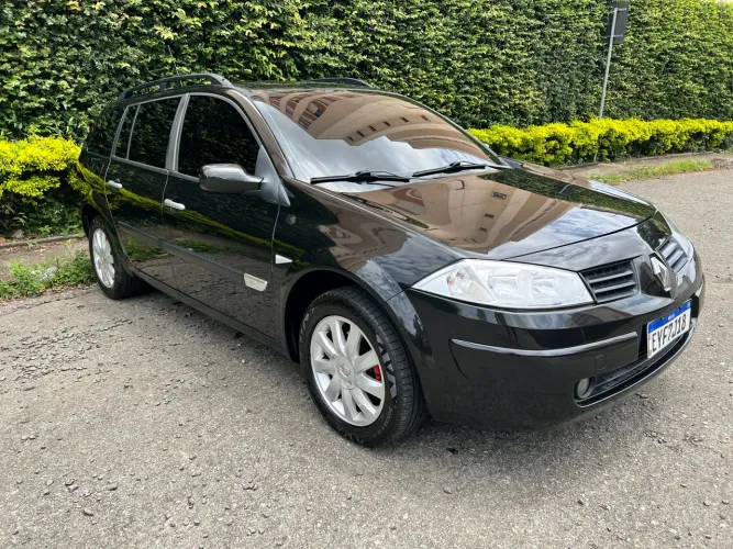 Renault Megane Grand Tour Dynam. Hi-flex 1.6 16V 2012