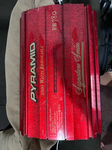 AMPLIFICADOR DE SOM AUTOMOTIVO