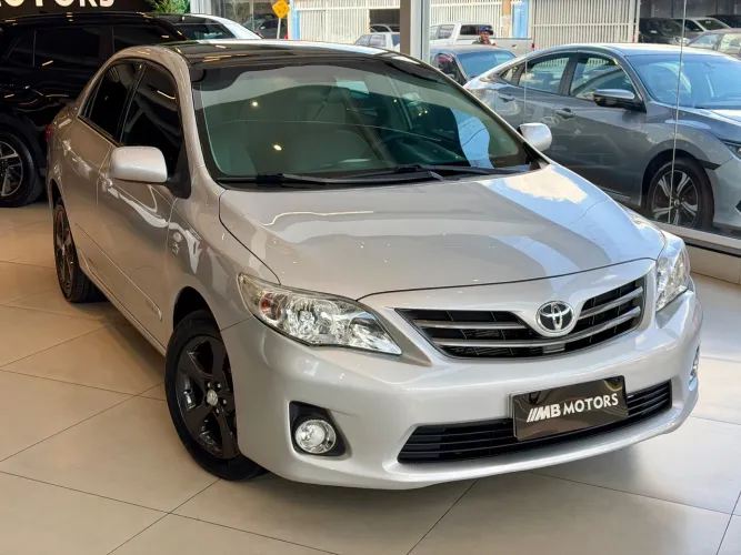 Toyota Corolla GLI 1.8 Flex 16V Aut. 2014