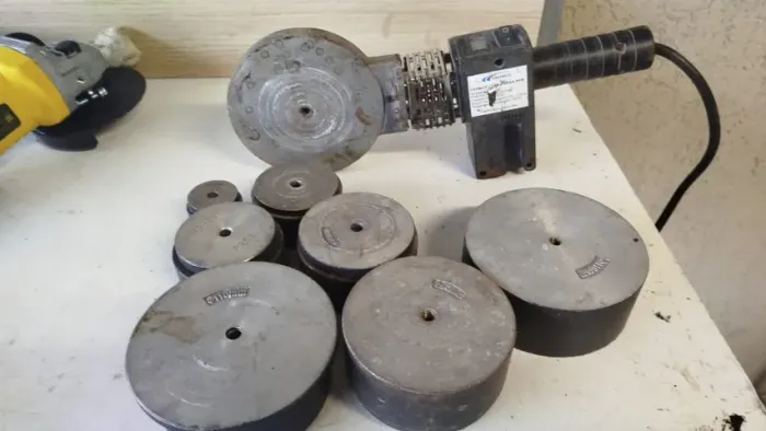 Vende-se uma Termofusora para PPR mais 5 bocal - R$ 1.300,00