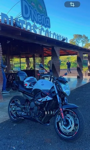Yamaha XJ6 N 2012