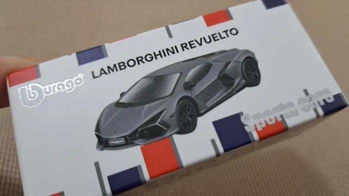 Miniatura Burago Lamborghini Revuelto Nova 1 64