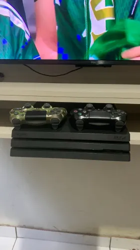 Vendo PlayStation 4 Pro