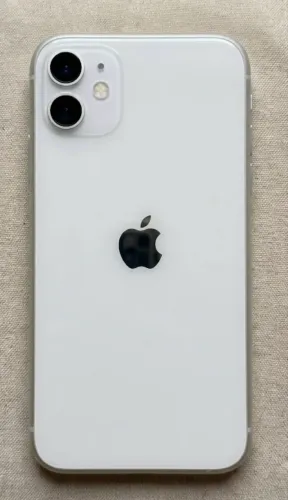 iPhone 11 128GB Branco no Precinho + Capa e Cabo