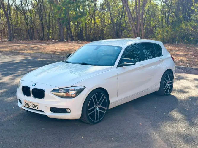 BMW 116IA 1.6 TB 16V 136cv 5P 2014
