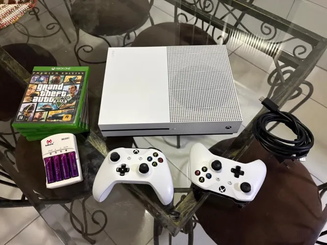 XBOX ONE S