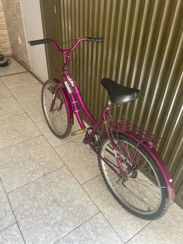 Bicicleta Aro 26, está sem uso já tem um tempo