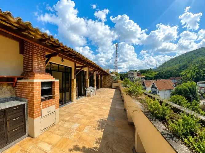 Cobertura Exclusiva de 268m² com 4 Quartos, 2 vagas, Closet, Banheira e Lazer Completo