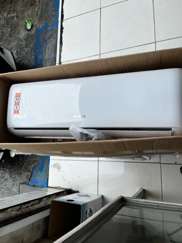 Ar condicionado Gree inverter 18.000 BTUS/ 2.200$