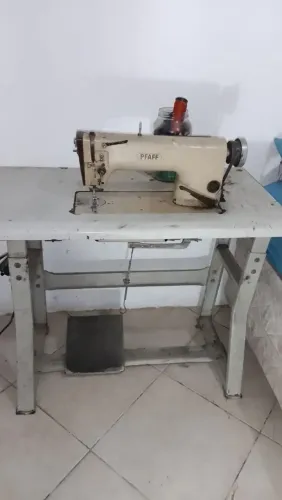 Máquina de costura