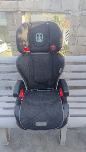 Cadeirinha para carro Burigotto Protege 4 a 8 anos (15 a 36 kg)