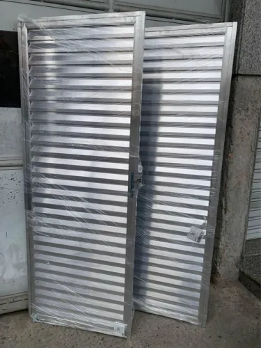 Porta veneziana Aluminio