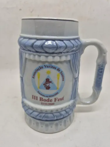 Caneca de Porcelana.