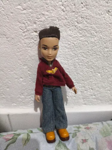 Bratz Boyz Brown Hair Doll Dylan 2003 MGA