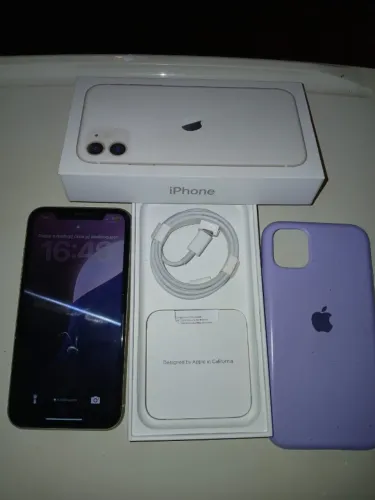 iPhone 11