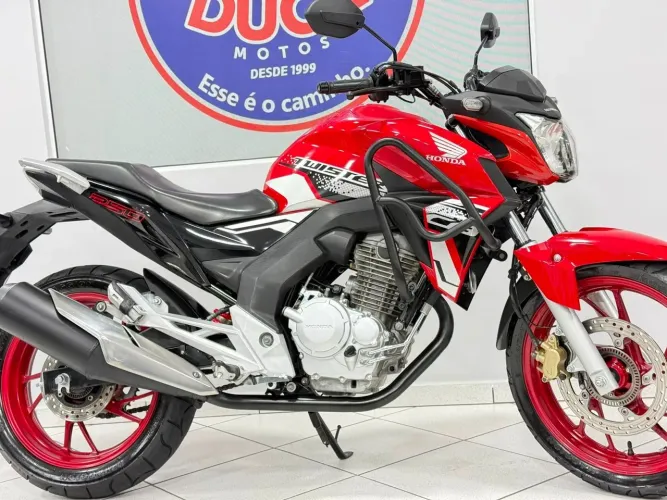 Honda CB 250 F Twister 2021